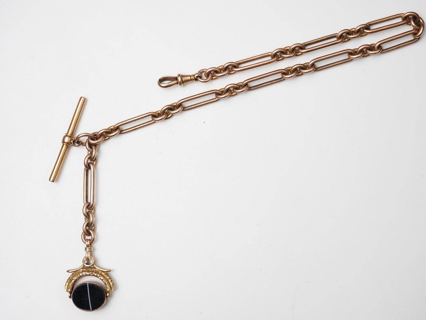 A Victorian gold chain and fob seal